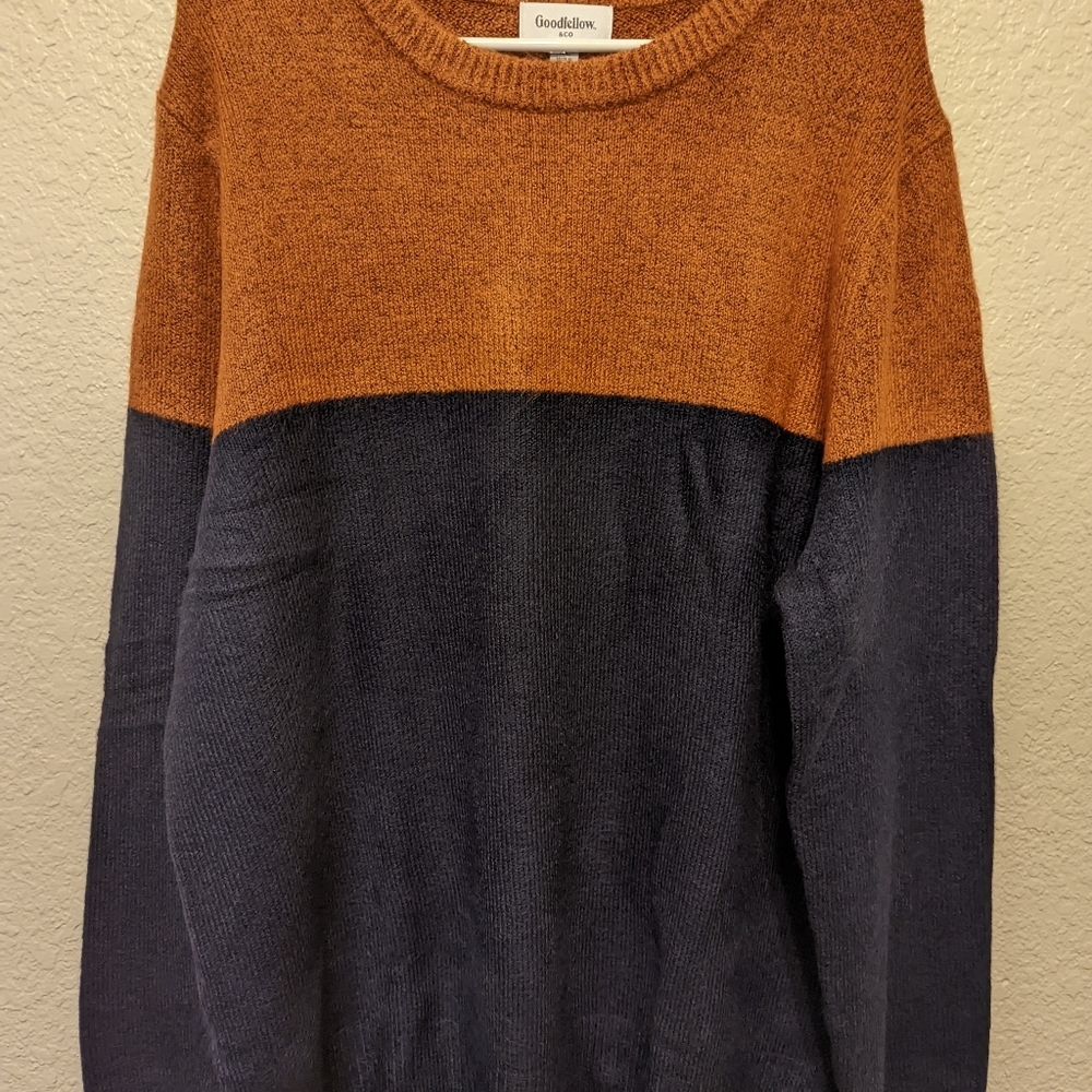 New men's pullover sweater - NWT